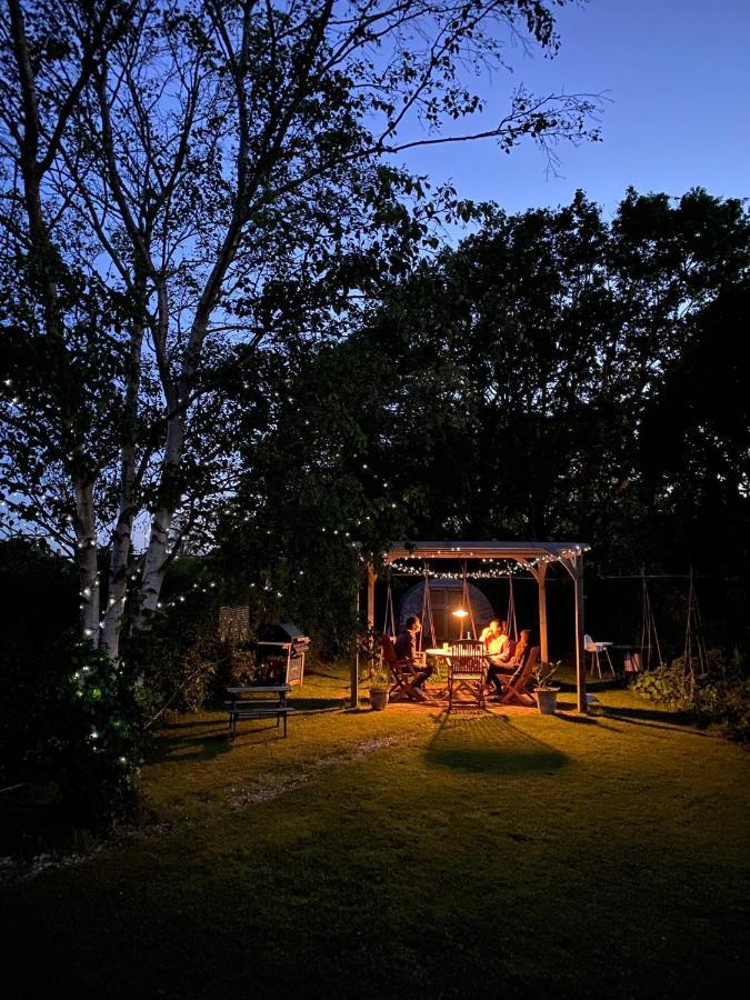 Secret Garden Glamping 호텔 리밍톤 외부 사진